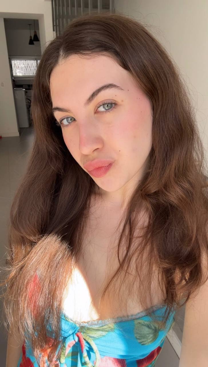 Nude girl Amber in Baoding