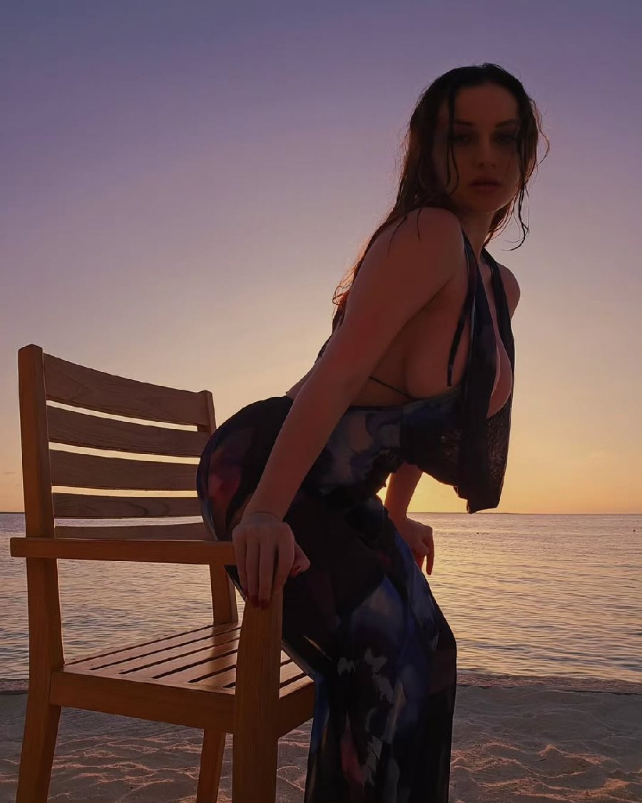 Sexy girl Miranda Faith nude in Baoding