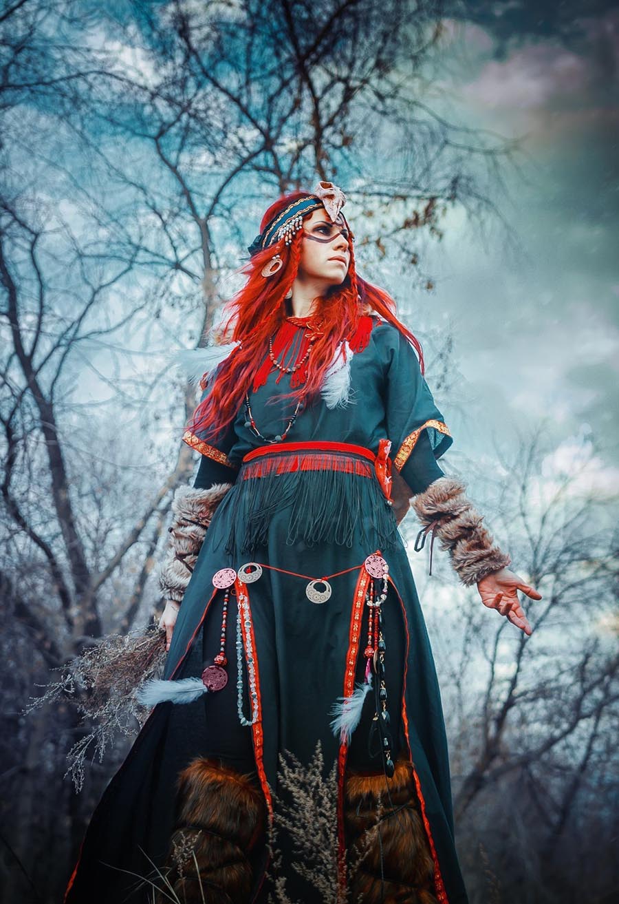 Girls in Slavic costumes underwear in Baoding