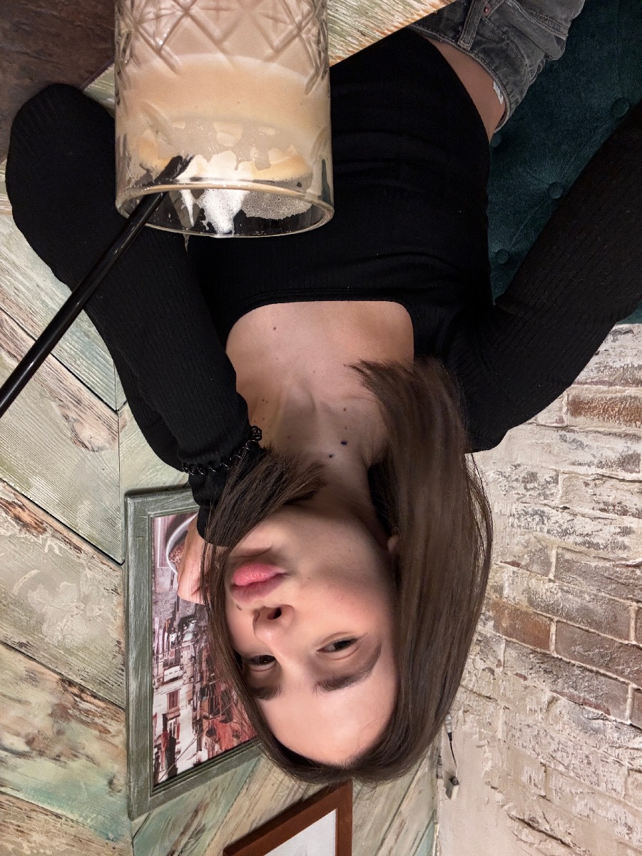 Fresh photos, fresh mood — Tina online in Baoding